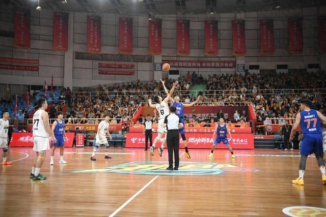 吕升平上场, 招吕升平入, 分相差甚远 吕升平上场, 招吕升平入, 分相差甚远