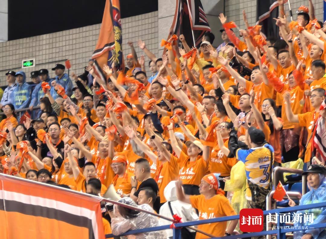 对推动足球, 川超今夜酒