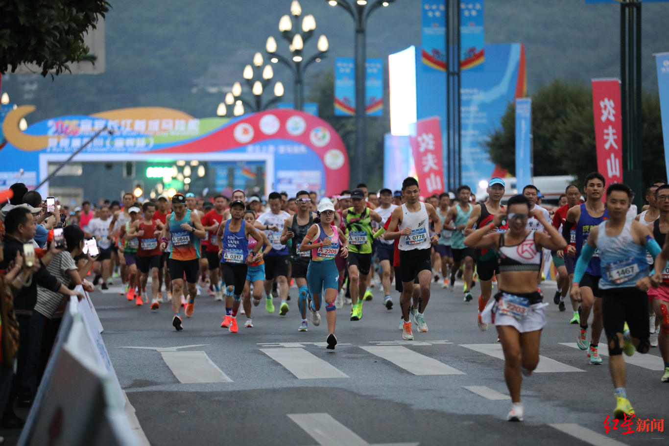 拉松冠军由 拉松冠军由